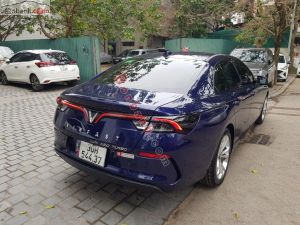 Xe VinFast Lux A 2.0 Tiêu chuẩn 2022