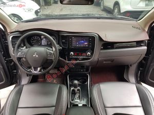 Xe Mitsubishi Outlander 2.0 CVT 2021