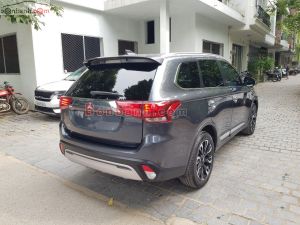 Xe Mitsubishi Outlander 2.0 CVT 2021