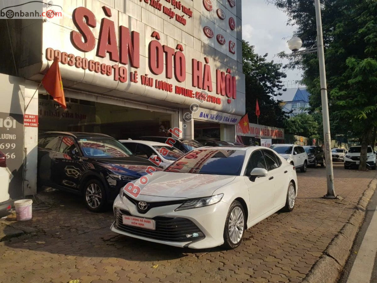 Toyota Camry 2.5Q 2020