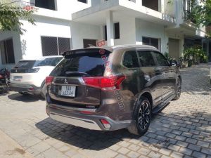 Xe Mitsubishi Outlander 2.0 CVT 2020