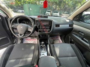 Xe Mitsubishi Outlander 2.0 CVT 2019