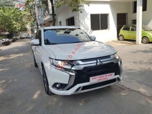 Xe Mitsubishi Outlander 2.0 CVT 2022