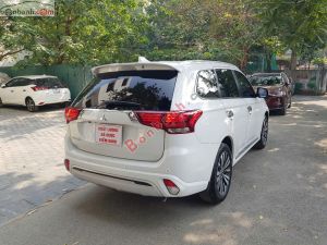 Xe Mitsubishi Outlander 2.0 CVT 2022