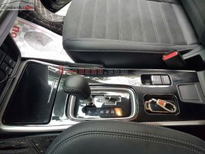 Xe Mitsubishi Outlander 2.0 CVT 2022