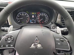 Xe Mitsubishi Outlander Premium 2.0 CVT 2023