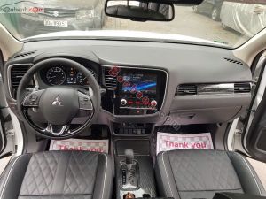 Xe Mitsubishi Outlander Premium 2.0 CVT 2023