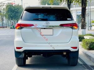 Xe Toyota Fortuner 2.7V 4x2 AT 2017