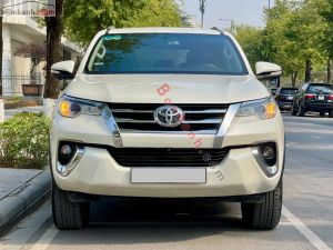 Xe Toyota Fortuner 2.7V 4x2 AT 2017