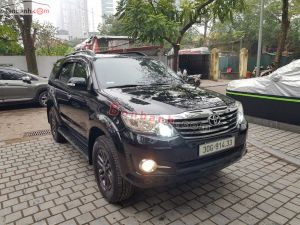 Xe Toyota Fortuner 2.7V 4X2 AT 2016