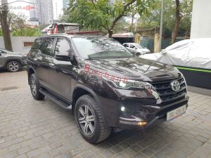 Xe Toyota Fortuner 2.4G 4x2 AT 2020