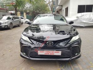 Xe Toyota Camry 2.0Q 2021