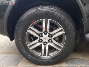 Xe Toyota Fortuner 2.7V 4x2 AT 2017