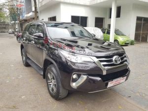 Xe Toyota Fortuner 2.7V 4x2 AT 2017