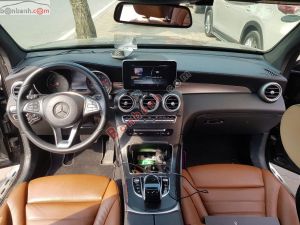 Xe Mercedes Benz GLC 300 4Matic 2017