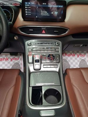 Xe Hyundai SantaFe Cao cấp 2.2L HTRAC 2022