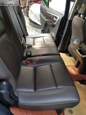 Xe Toyota Fortuner 2.4G 4x2 AT 2019