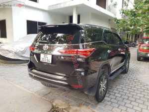 Xe Toyota Fortuner 2.4G 4x2 AT 2019