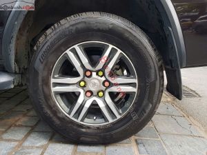 Xe Toyota Fortuner 2.4G 4x2 AT 2019