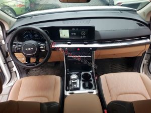 Xe Kia Carnival Premium 2.2D 8S 2024