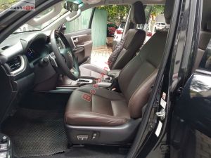 Xe Toyota Fortuner 2.7V 4x2 AT 2019