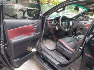 Xe Toyota Fortuner Legender 2.4L 4x2 AT 2022