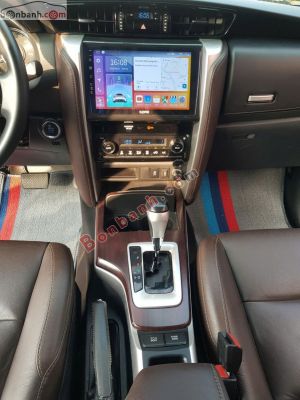 Xe Toyota Fortuner 2.7V 4x2 AT 2017