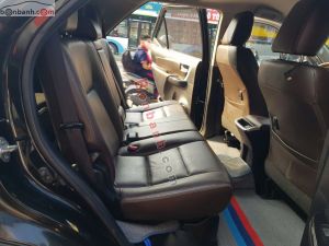 Xe Toyota Fortuner 2.7V 4x2 AT 2017