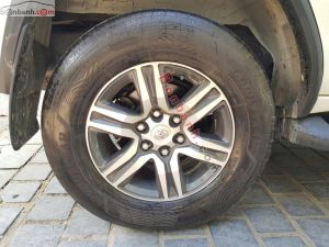 Xe Toyota Fortuner 2.7V 4x2 AT 2020