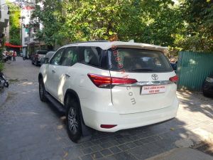 Xe Toyota Fortuner 2.7V 4x2 AT 2020