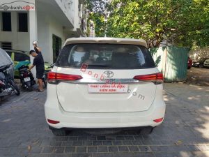 Xe Toyota Fortuner 2.7V 4x2 AT 2020