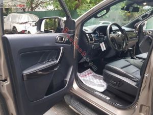 Xe Ford Everest Titanium 2.0L 4x2 AT 2019