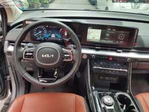 Xe Kia Carnival Premium 2.2D 7S 2024