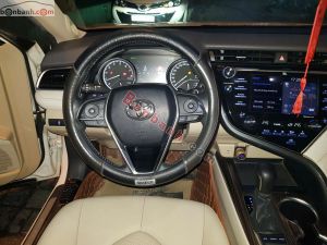 Xe Toyota Camry 2.5Q 2020