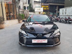 Xe Toyota Camry 2.0Q 2022