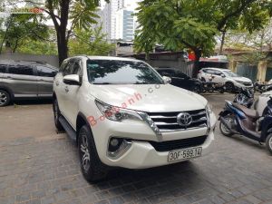 Xe Toyota Fortuner 2.7V 4x2 AT 2018