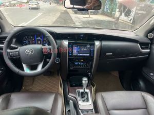 Xe Toyota Fortuner 2.7V 4x2 AT 2018