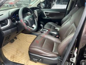 Xe Toyota Fortuner 2.7V 4x2 AT 2018