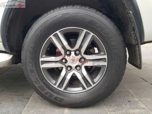 Xe Toyota Fortuner 2.4L 4x2 AT 2022
