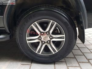 Xe Toyota Fortuner 2.7V 4x2 AT 2019