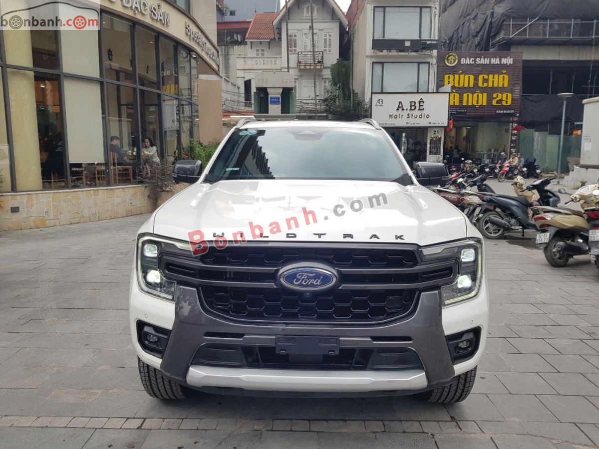 Xe Ford Everest Wildtrak 2.0L 4x4 AT 2023