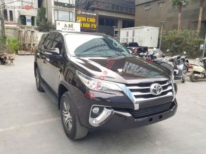 Xe Toyota Fortuner 2.7V 4x2 AT 2017