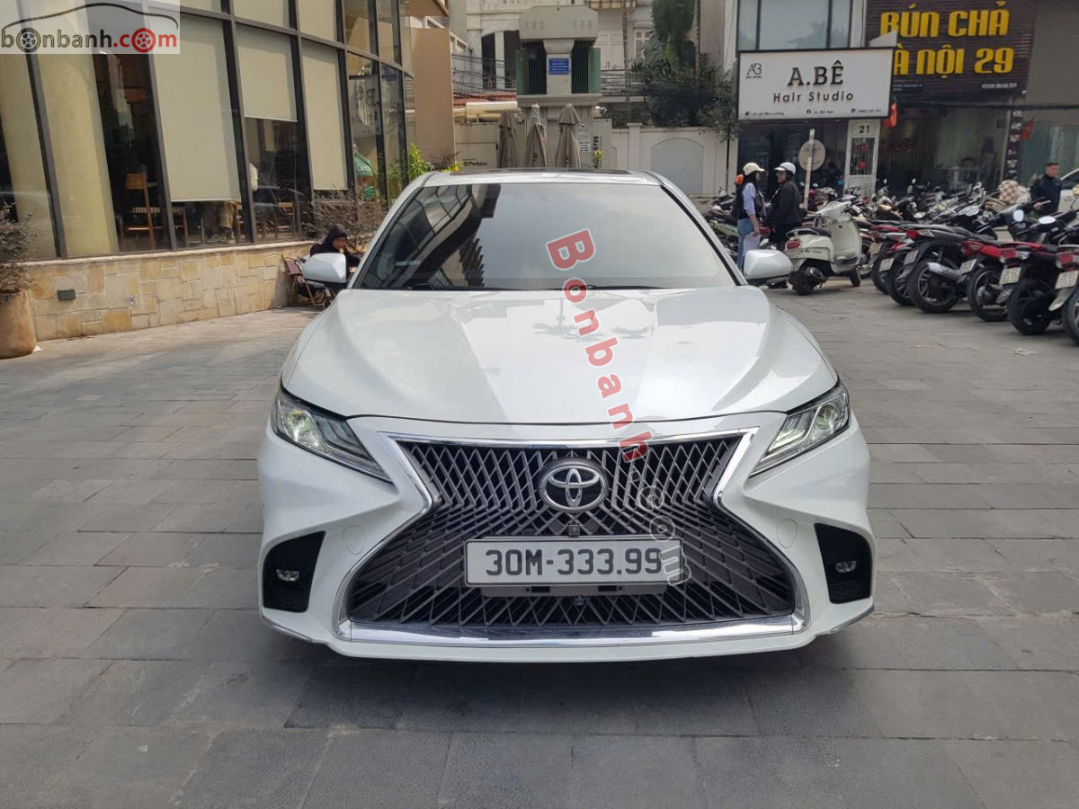 Xe Toyota Camry 2.5Q 2020