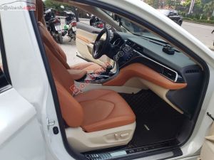 Xe Toyota Camry 2.5Q 2020