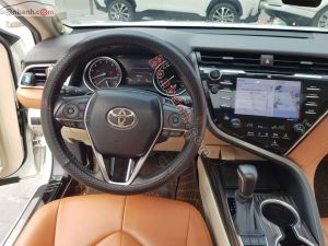 Xe Toyota Camry 2.5Q 2020
