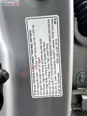 Xe Toyota Fortuner 2.7V 4x2 AT 2019