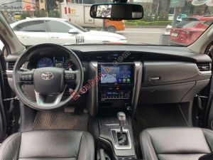 Xe Toyota Fortuner 2.4G 4x2 AT 2021