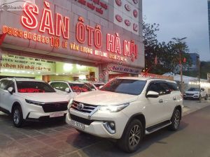 Toyota Fortuner 2.7V 4x2 AT