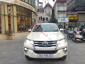Xe Toyota Fortuner 2.7V 4x2 AT 2017