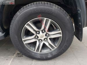 Xe Toyota Fortuner 2.7V 4x2 AT 2017